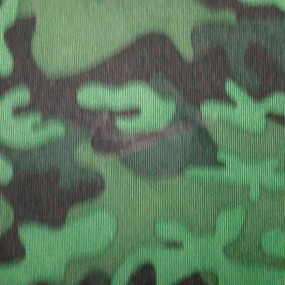 CLEARANCE /Make an offer! Nike Boys FitDry shirt Sz M - Picture 3 of 6